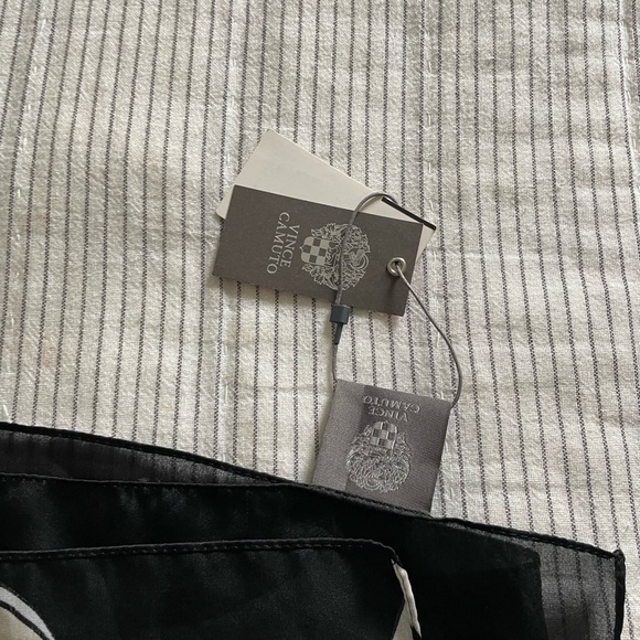 Vince Camuto Black and White Accessory - Picture 2 of 5